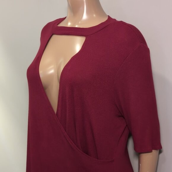 3/$20 Crave Fame By Almost Famous Wrap Top Short Sleeve Cut Out Vneck Ribbed - Picture 4 of 11